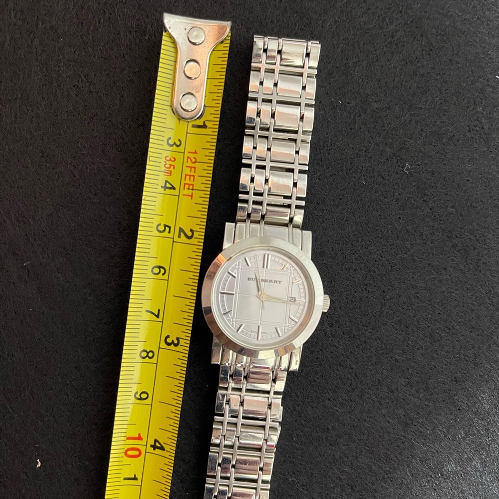 Burberry silver heritage stainless steel watch - Picture 2 of 4